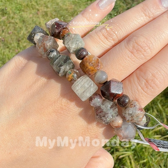 Four Season Phantom Quartz Bracelet 12mm - Picture 2 of 4